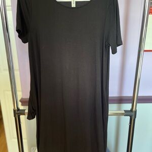 Zenana Outfitters Black Sheath Mini Dress